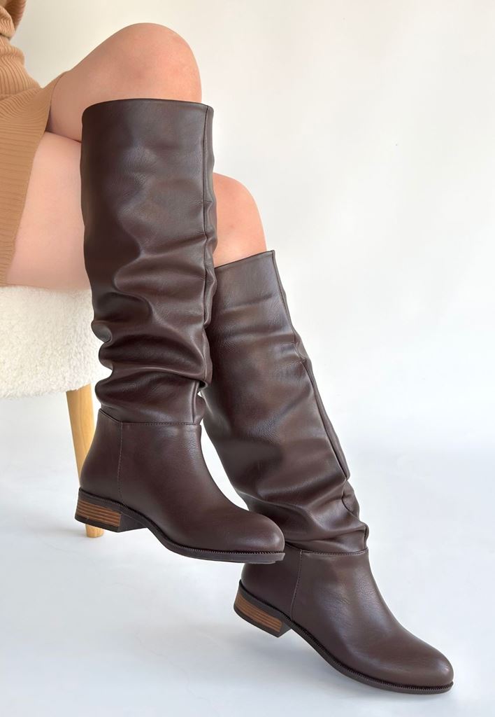 Winda Kahverengi Körüklü Çizme Yan Profil ve Alçak Topuk