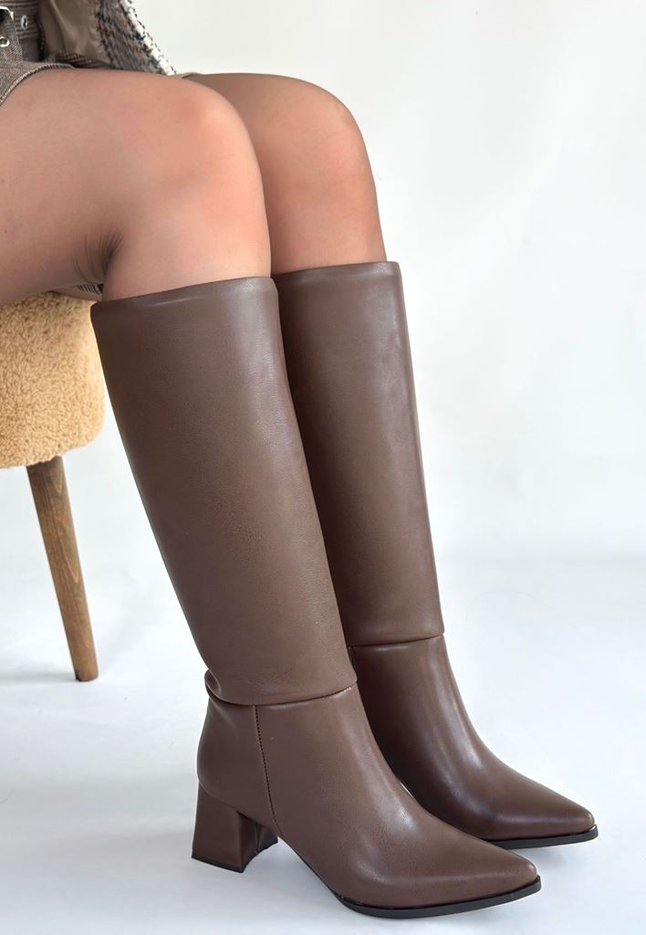 Roksa Acı Kahve Çizme Yan Profil ve Orta Topuk