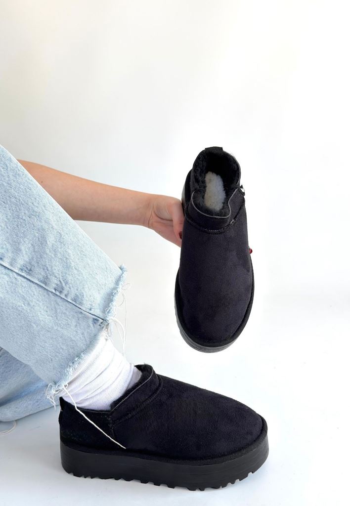 Mitay Siyah Süet Bot Arka Görünüm ve Süet Doku