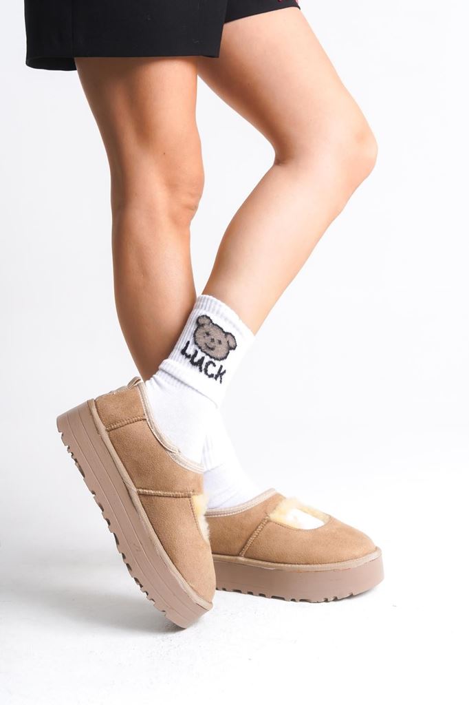 Carren Vizon Süet Bot Arka Görünüm ve Süet Doku