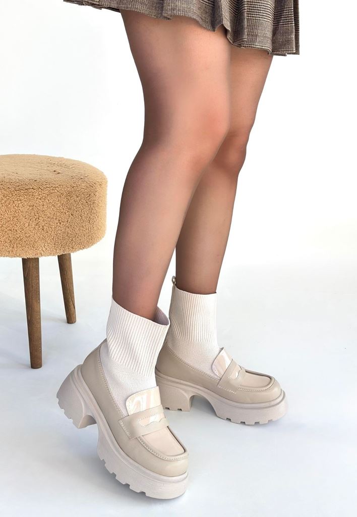 Wanye Bej Streçli Bot Arka Duruş ve Streç Yapı