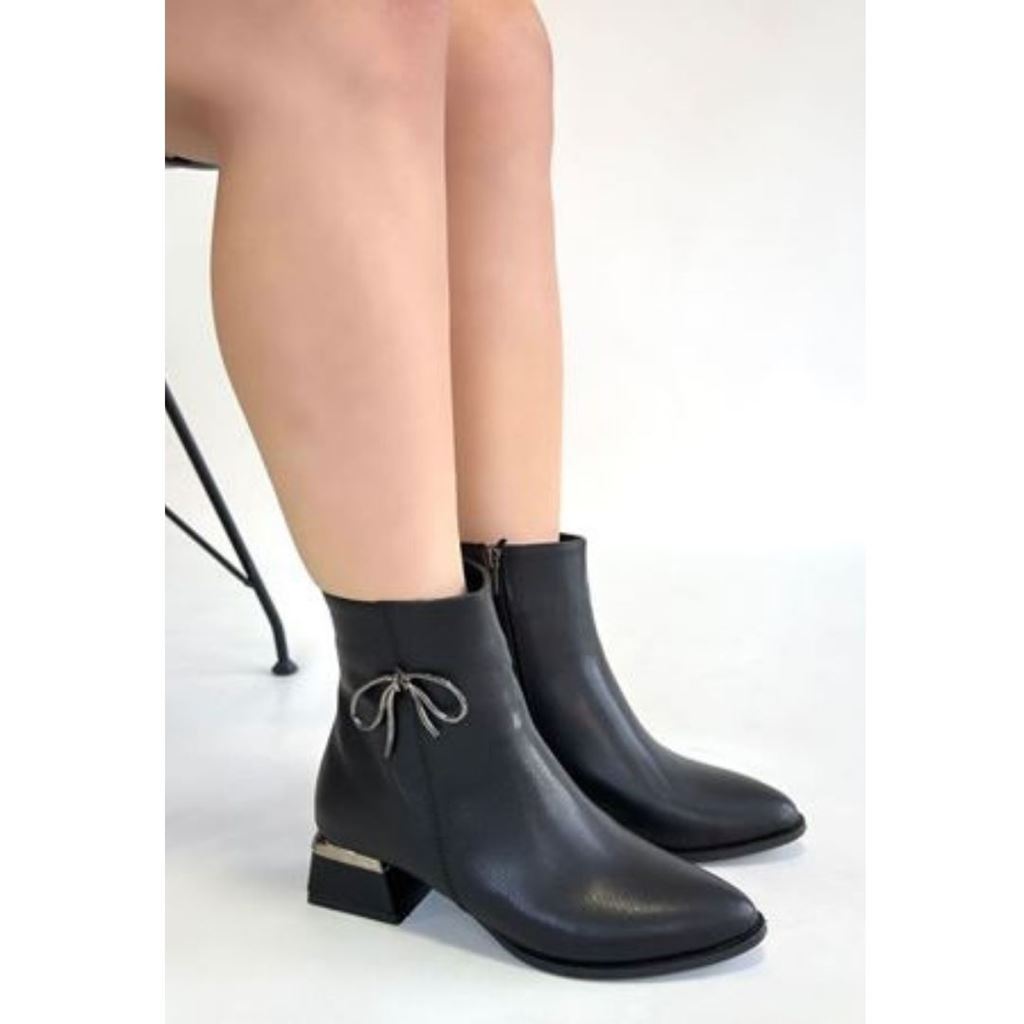 Harly Siyah Cilt Topuklu Bot