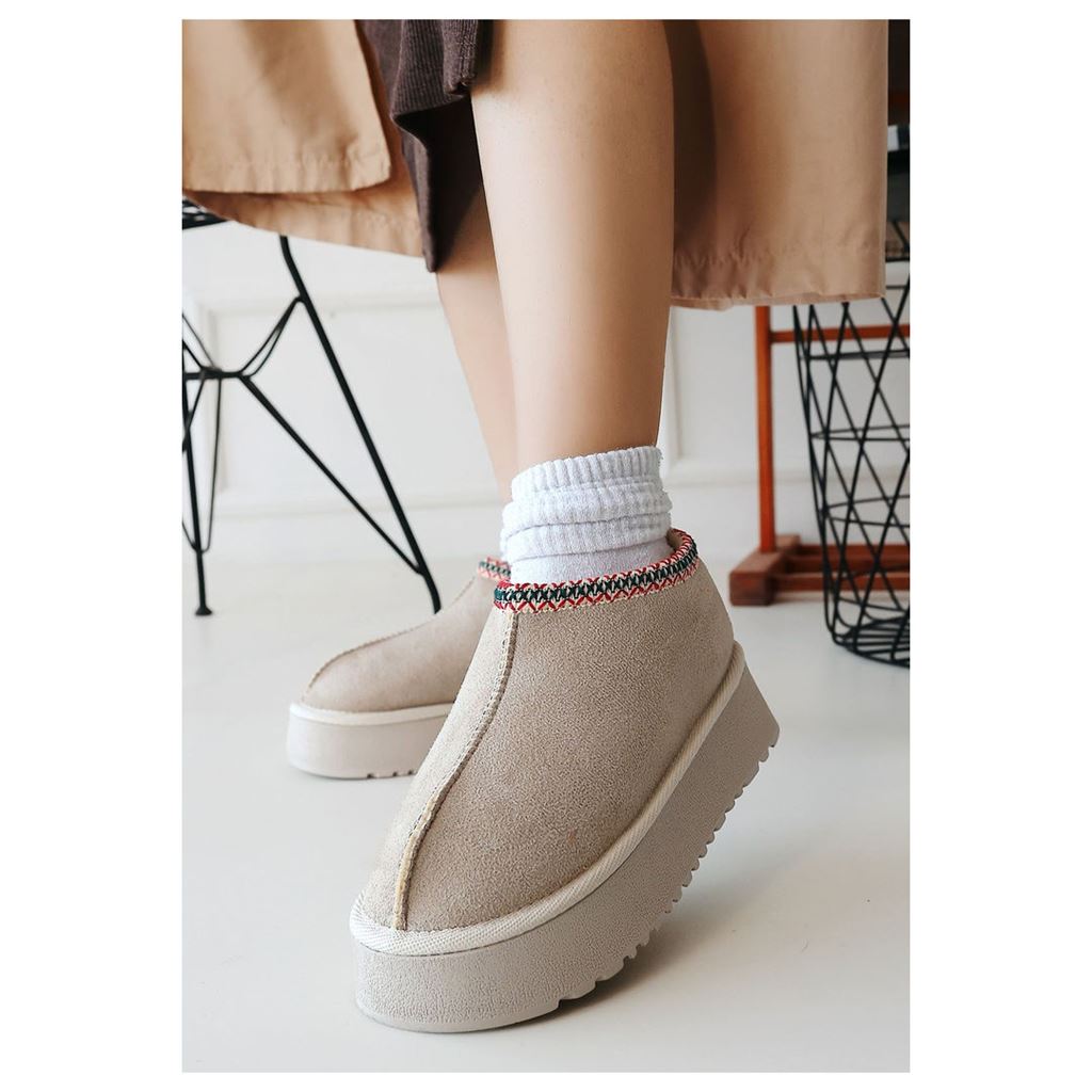Foyk Bej İçi Kürklü Platform Taban Süet Kadın Panduf Bot