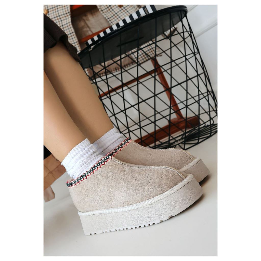 Foyk Bej İçi Kürklü Platform Taban Süet Kadın Panduf Bot