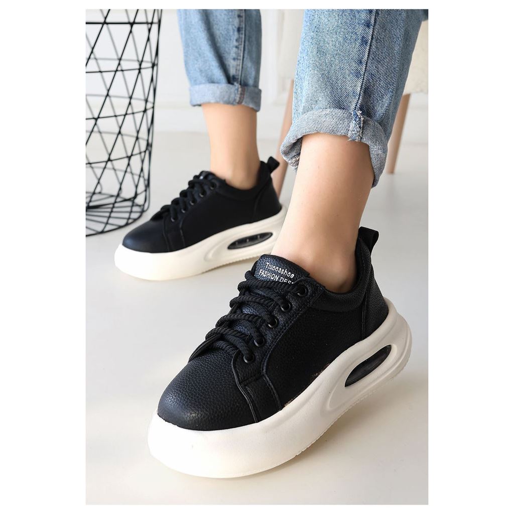 Chris Siyah Cilt Bağcıklı Spor Ayakkabı