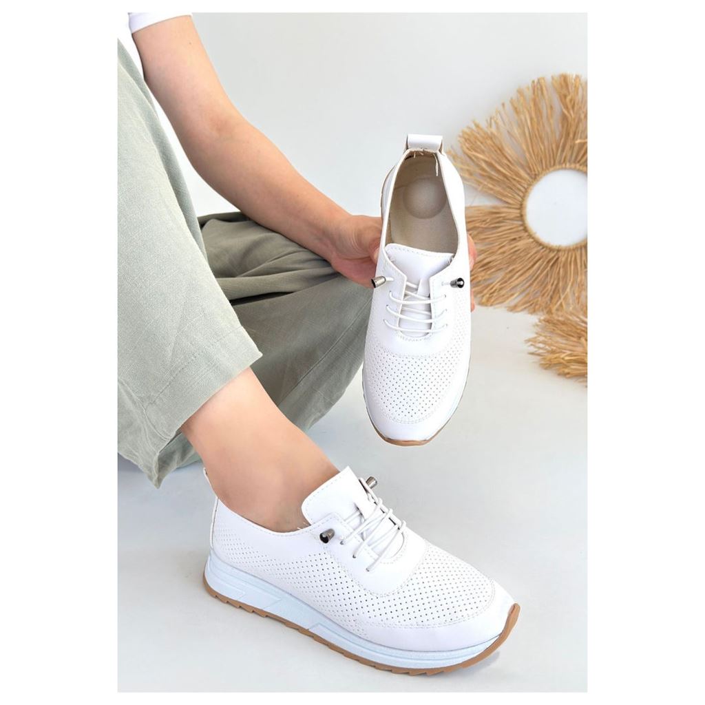 Tone Beyaz Cilt Bağcıklı Spor Ayakkabı