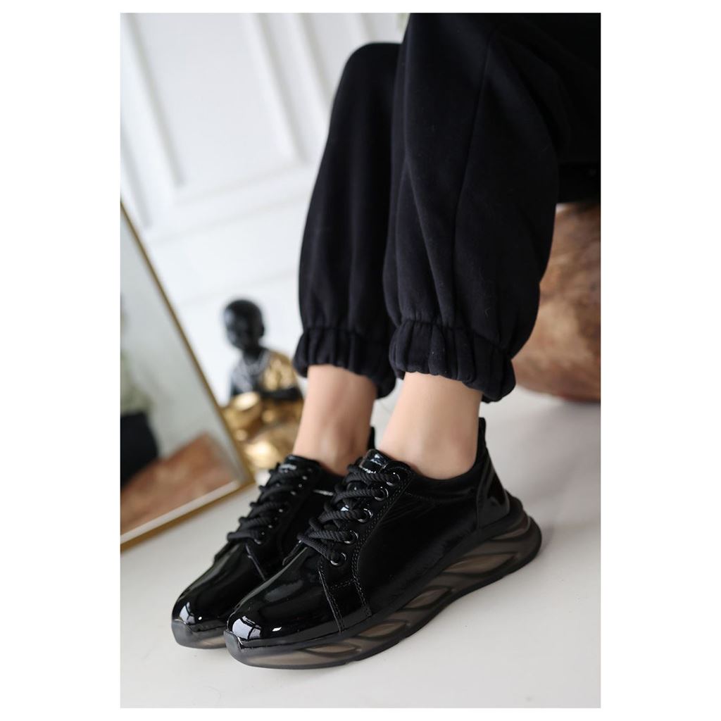 Piona Siyah Rugan Gri Tabanlı Spor Ayakkabı