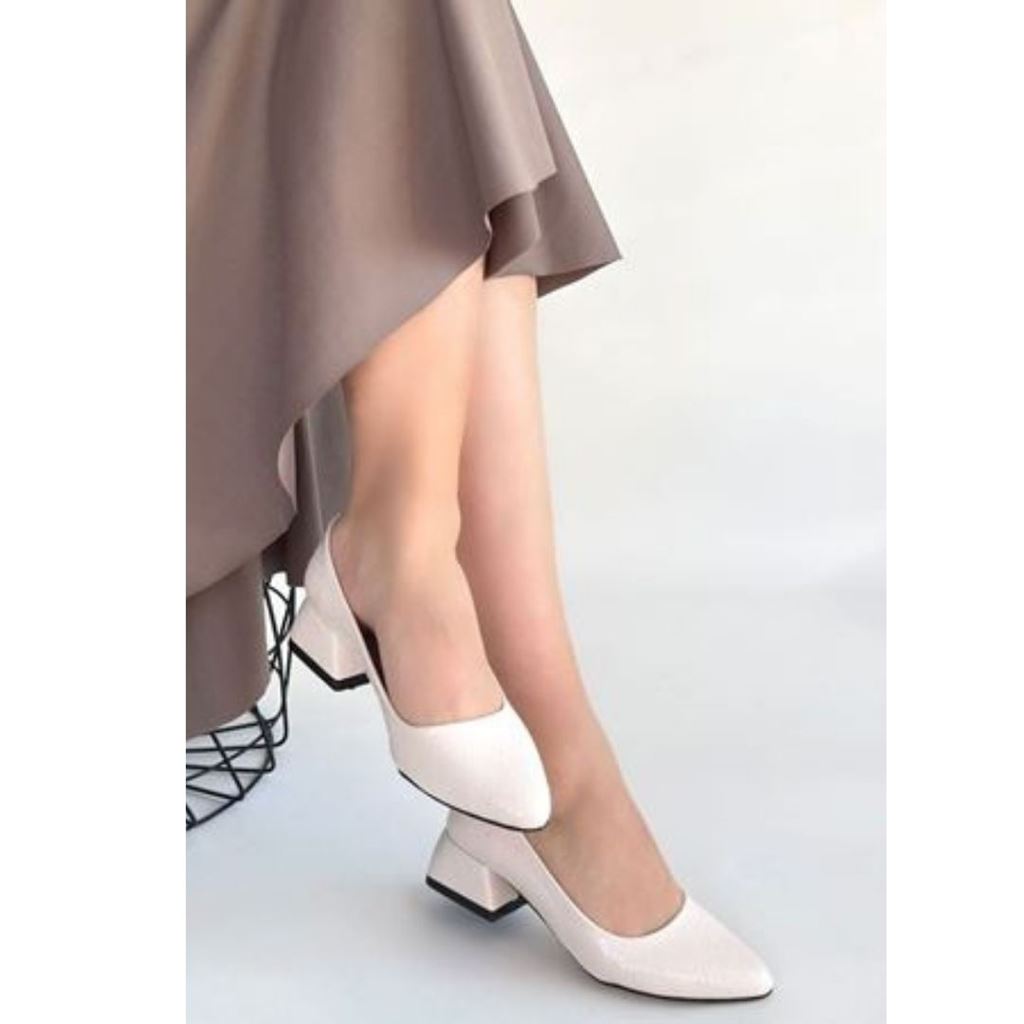 Nitya Bej Baskılı Rugan Topuklu Ayakkabı