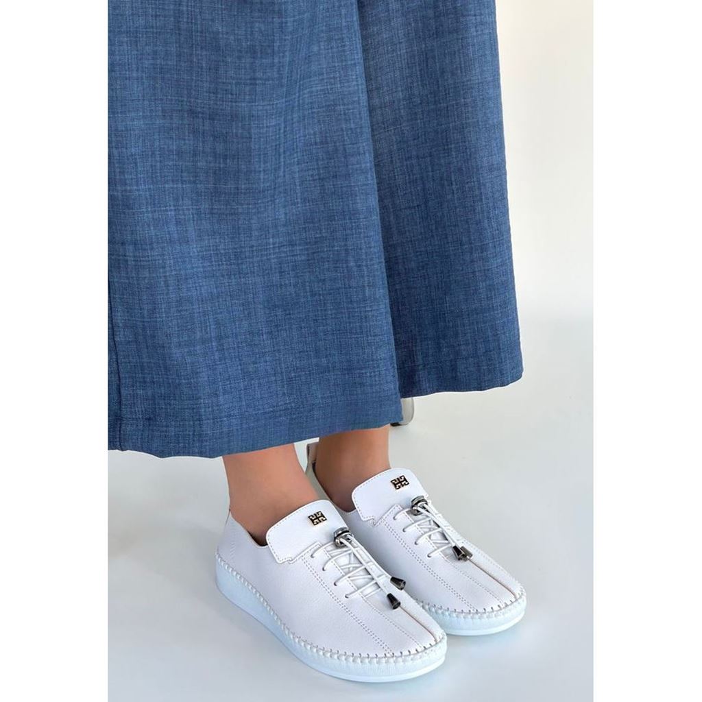 Warte Beyaz Cilt Bağcıklı Spor Ayakkabı