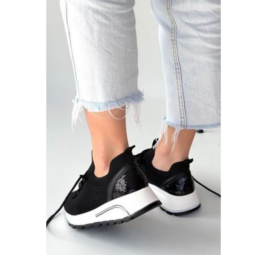 Feort Siyah Triko Bağcıklı Spor Ayakkabı