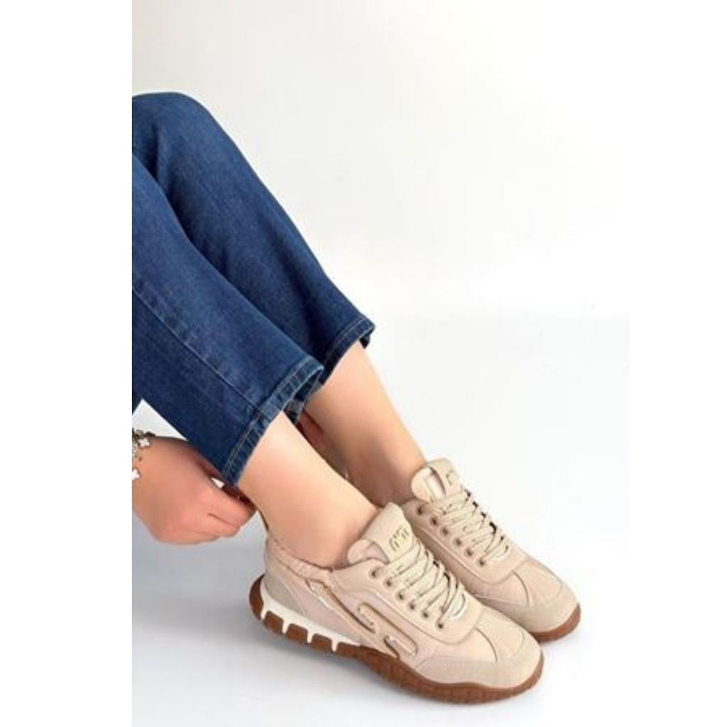 Huer Bej Nubuk Bağcıklı Spor Ayakkabı