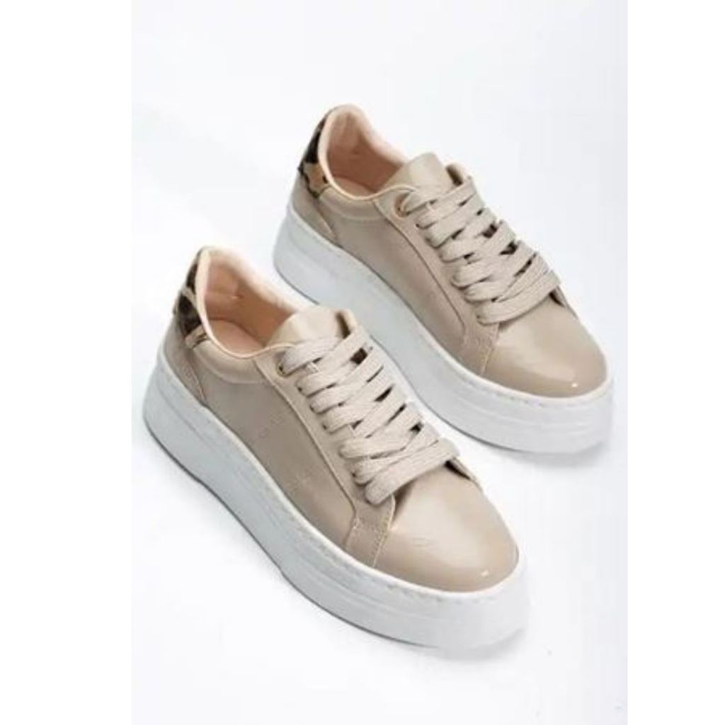 Jetan Bej Rugan Bağcıklı Spor Ayakkabı