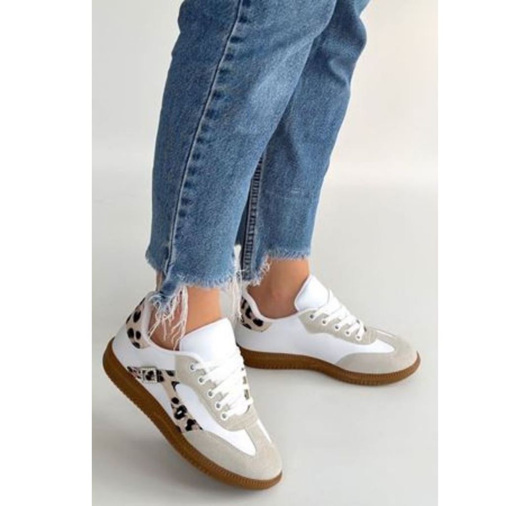 Mier Beyaz Cilt Bağcıklı Spor Ayakkabı