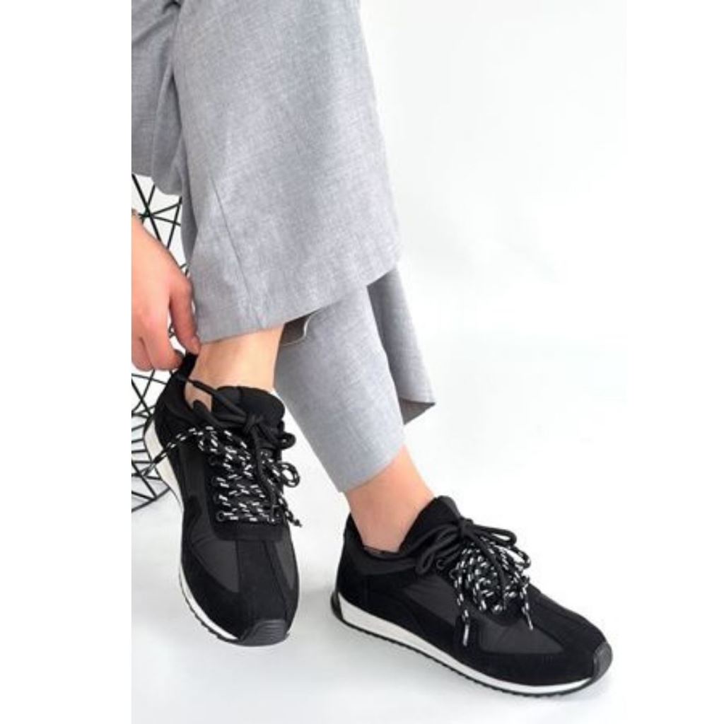 Jeat Siyah Nubuk Bağcıklı Spor Ayakkabı