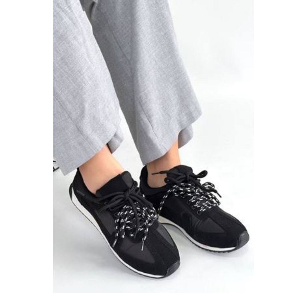 Jeat Siyah Nubuk Bağcıklı Spor Ayakkabı