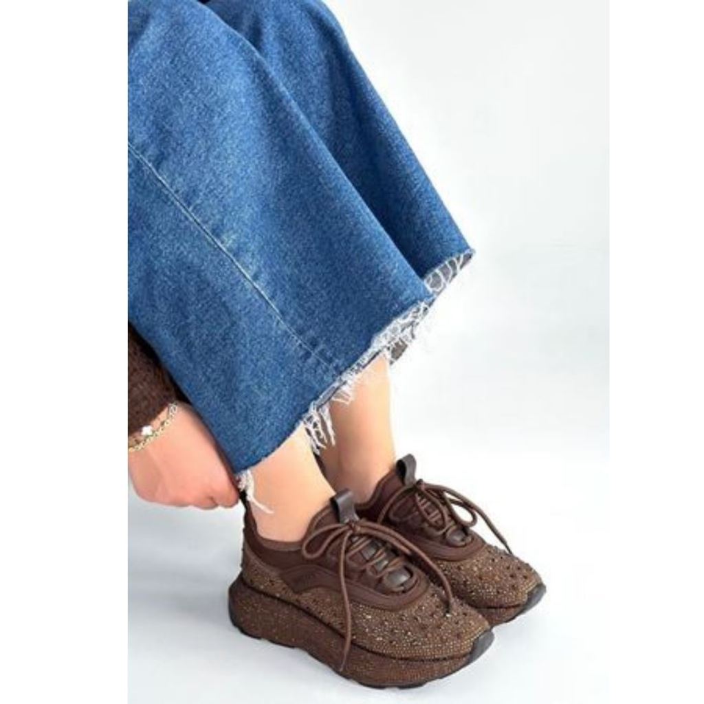 Rimay Kahverengi Cilt Boncuk İşlemeli Spor Ayakkabı