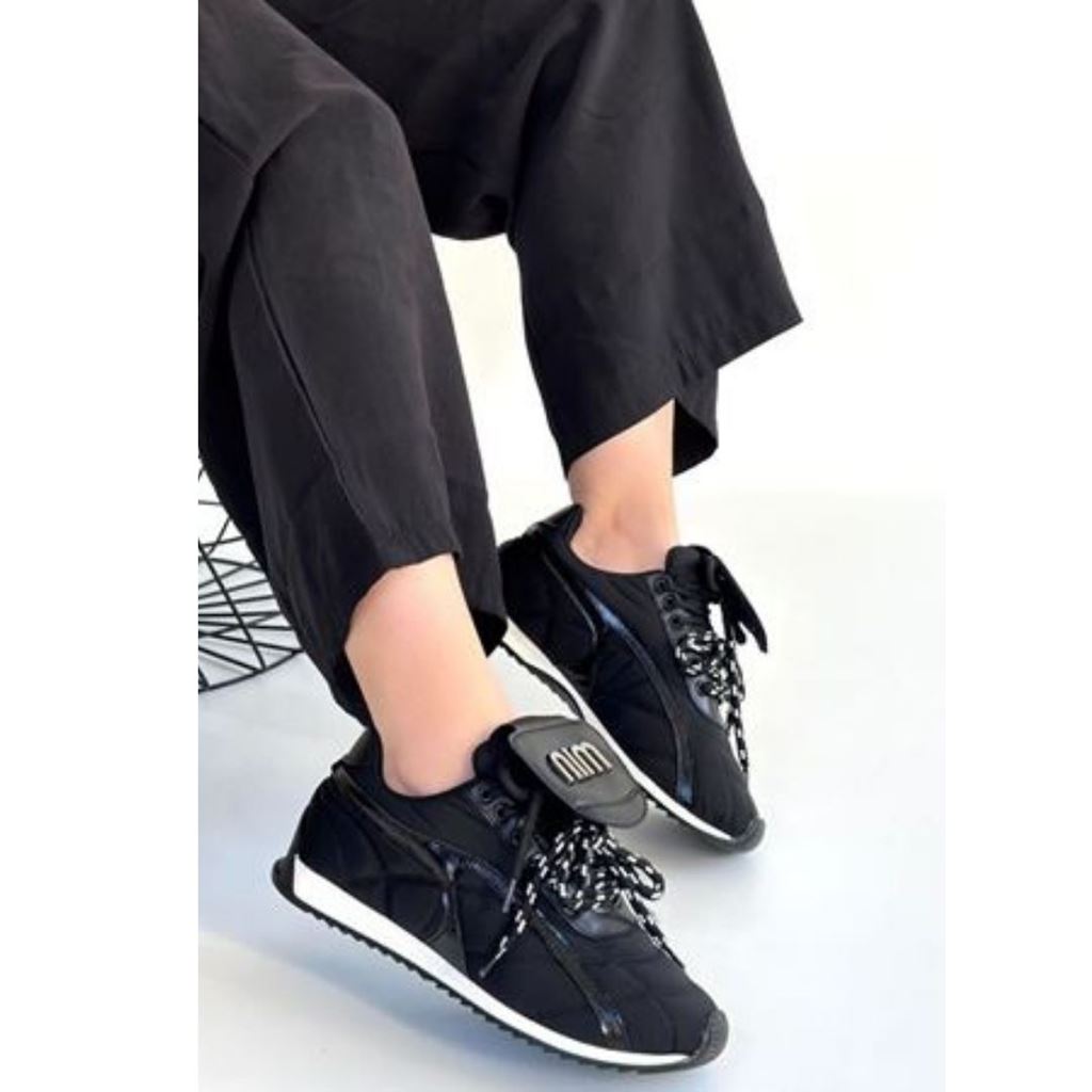 Dissa Siyah Cilt Bağcıklı Paraşüt Detaylı Spor Ayakkabı