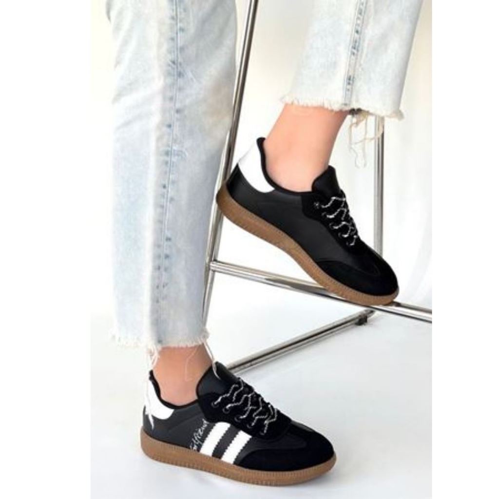 Zerti Siyah Cilt Bağcıklı Spor Ayakkabı