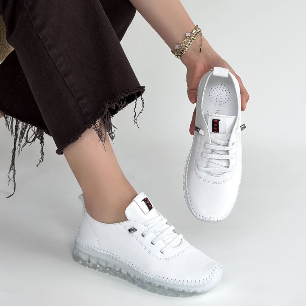 Jiten Beyaz Deri Bağcıklı Spor Ayakkabı