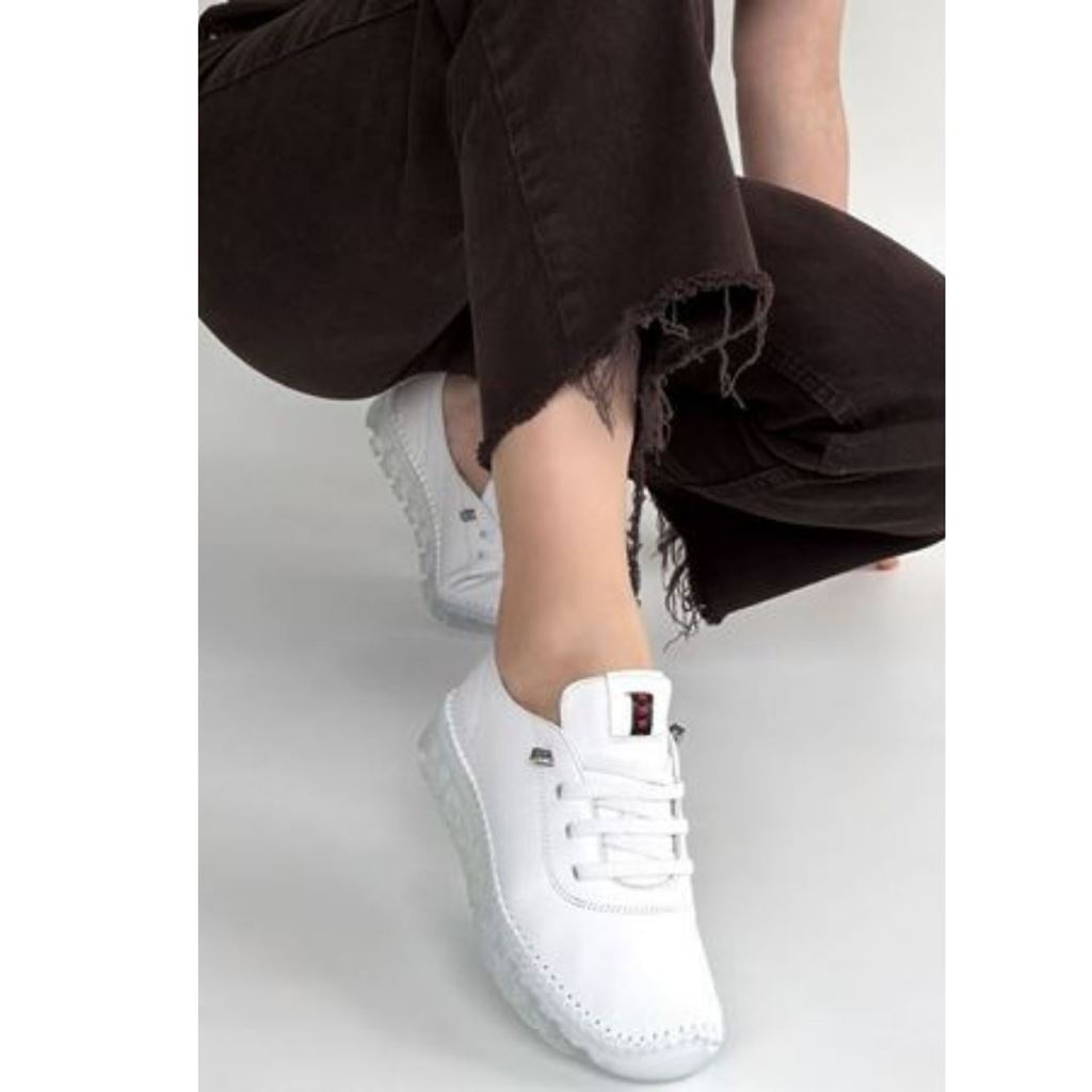 Jiten Beyaz Deri Bağcıklı Spor Ayakkabı