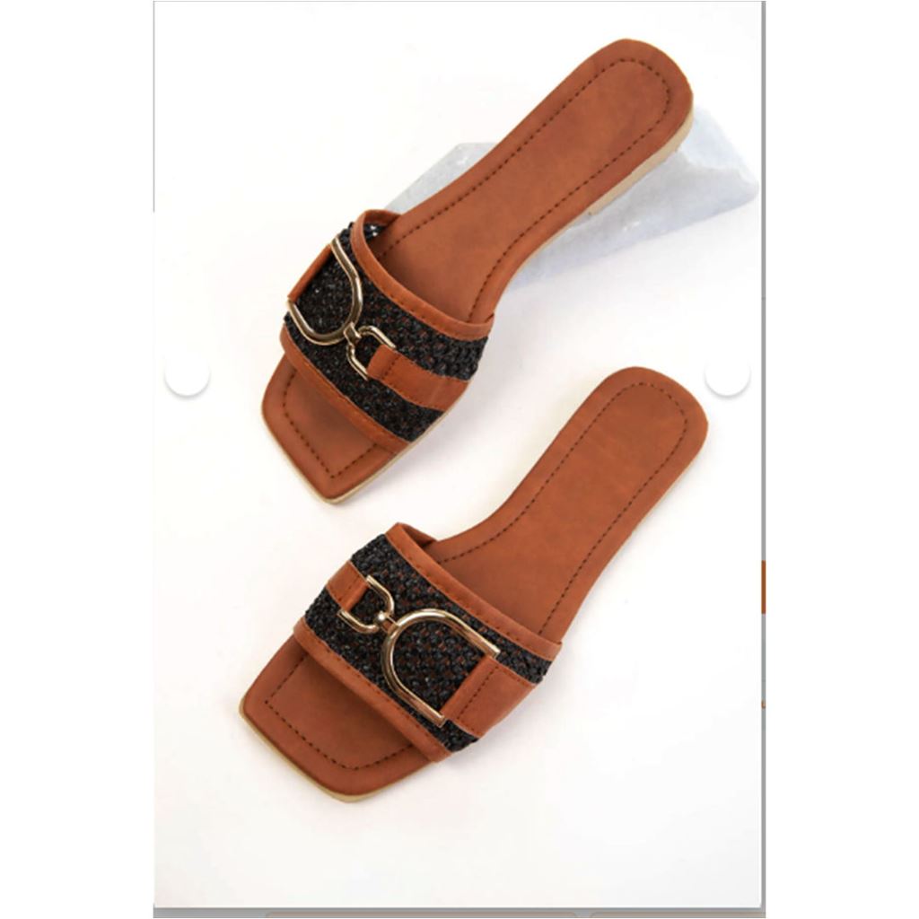 Pıer Siyah Cilt Terlik