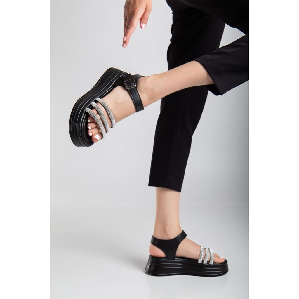 Lalen Siyah Kemerli Sandalet