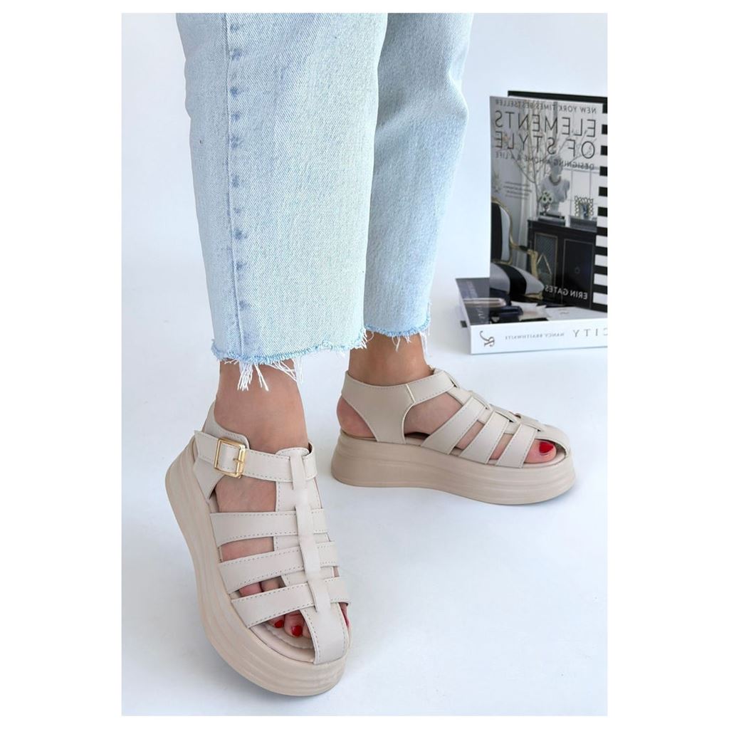 Toten Bej Cilt Kemerli Sandalet