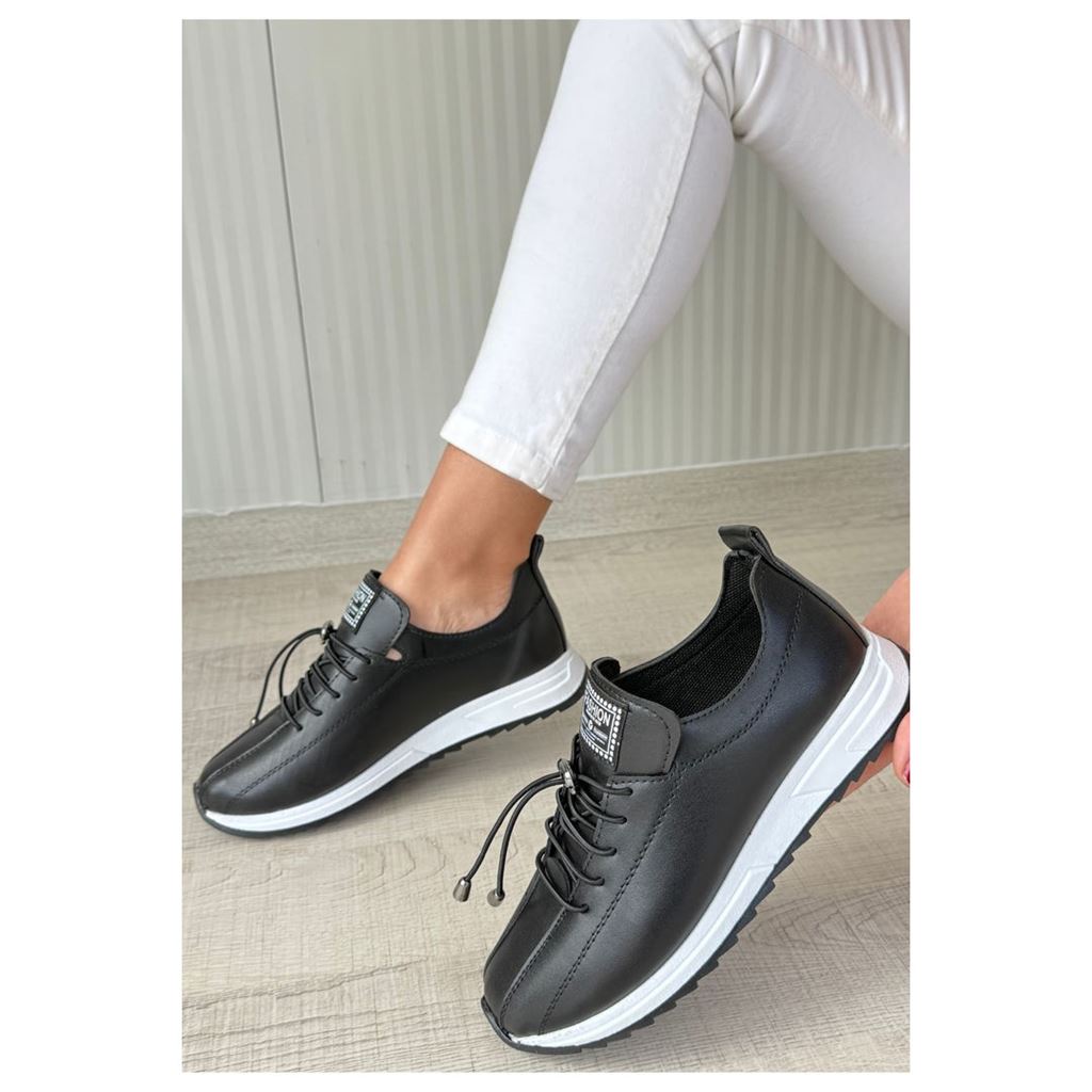 Monya Siyah Cilt Bağcıklı Spor Ayakkabı