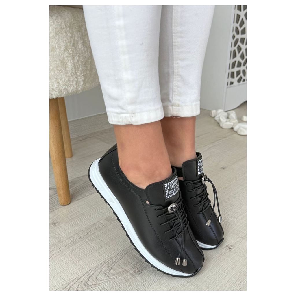 Monya Siyah Cilt Bağcıklı Spor Ayakkabı