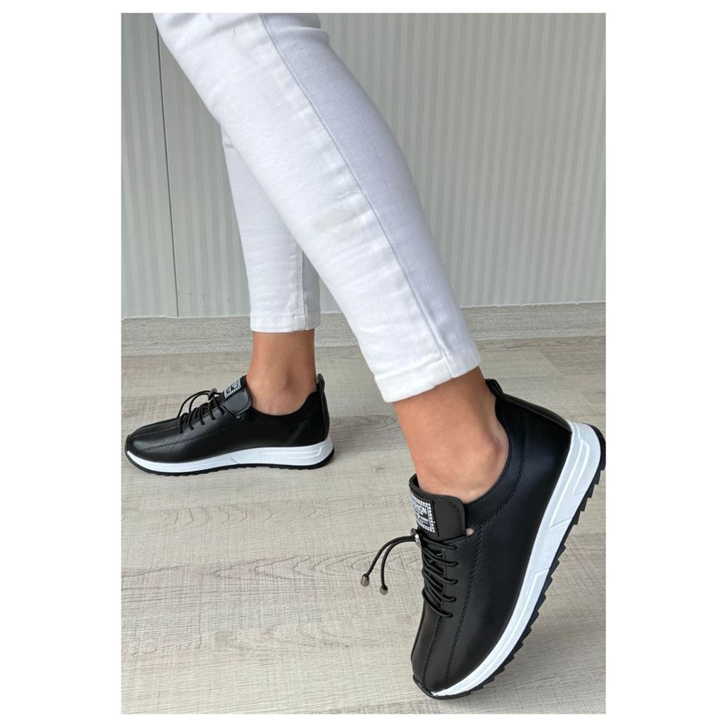 Monya Siyah Cilt Bağcıklı Spor Ayakkabı