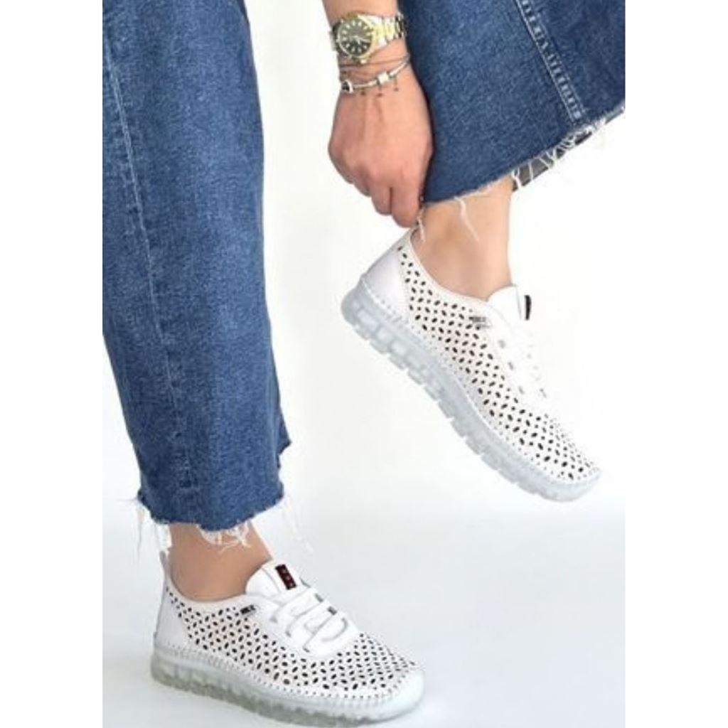 Otja Beyaz Deri Lazerli Bağcıklı Spor Ayakkabı