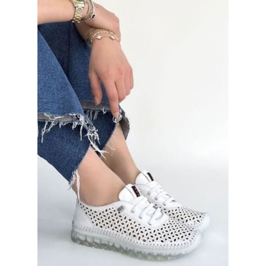 Otja Beyaz Deri Lazerli Bağcıklı Spor Ayakkabı