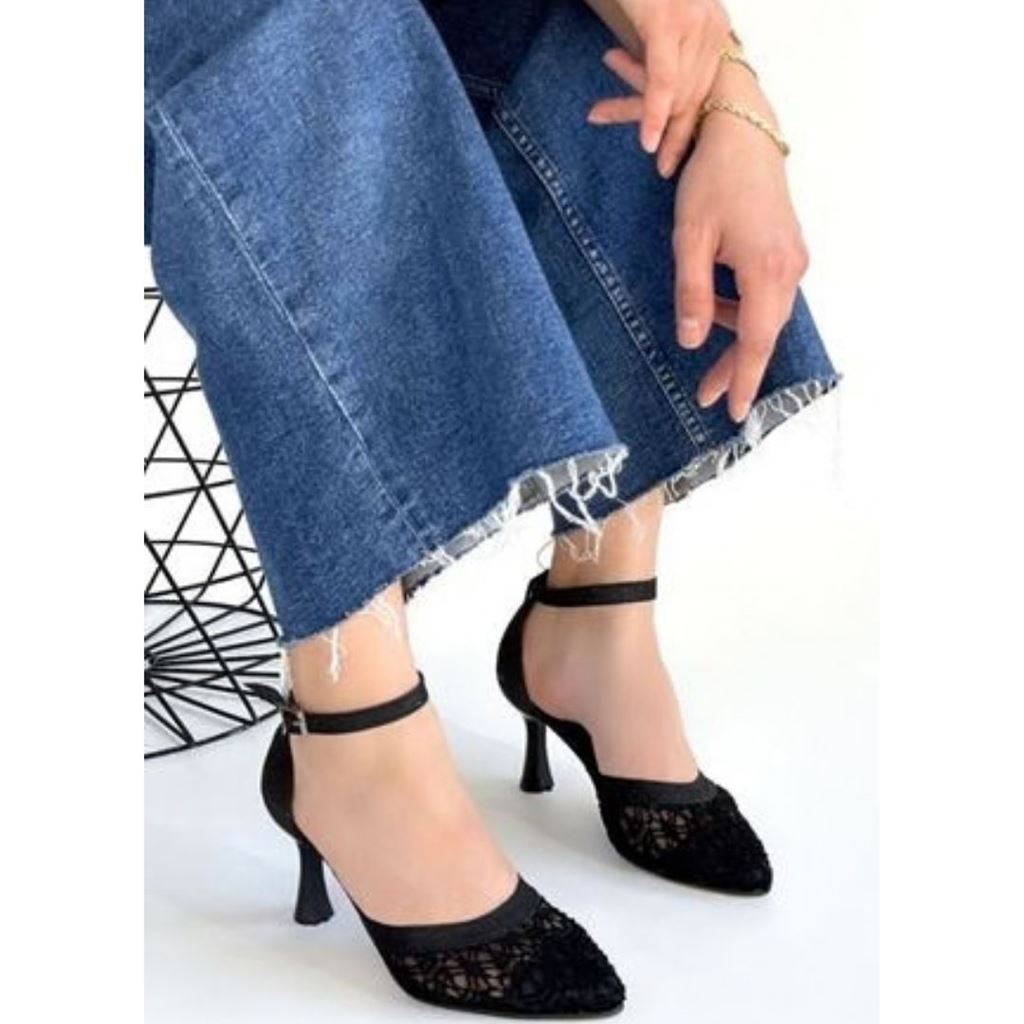 Weja Siyah Cilt Tül Detaylı Simli Topuklu Ayakkabı