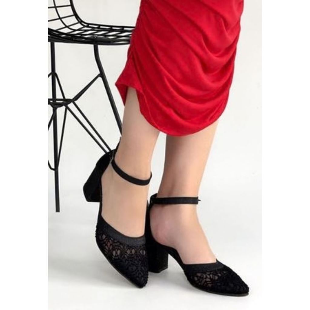 Dmop Siyah Cilt Simli Tül Detaylı Topuklu Ayakkabı