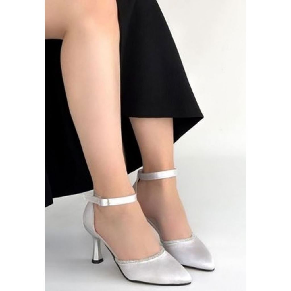 Mejja Gri Saten Topuklu Ayakkabı