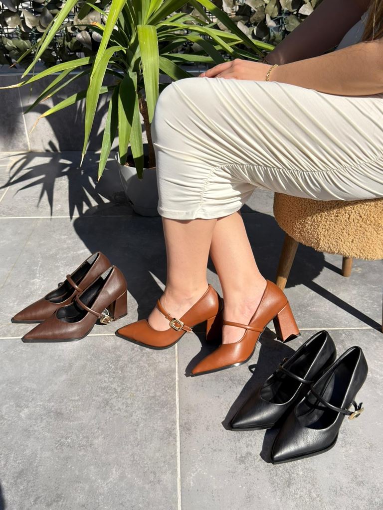 Nıvra Kahverengi Cilt Topuklu Ayakkabı