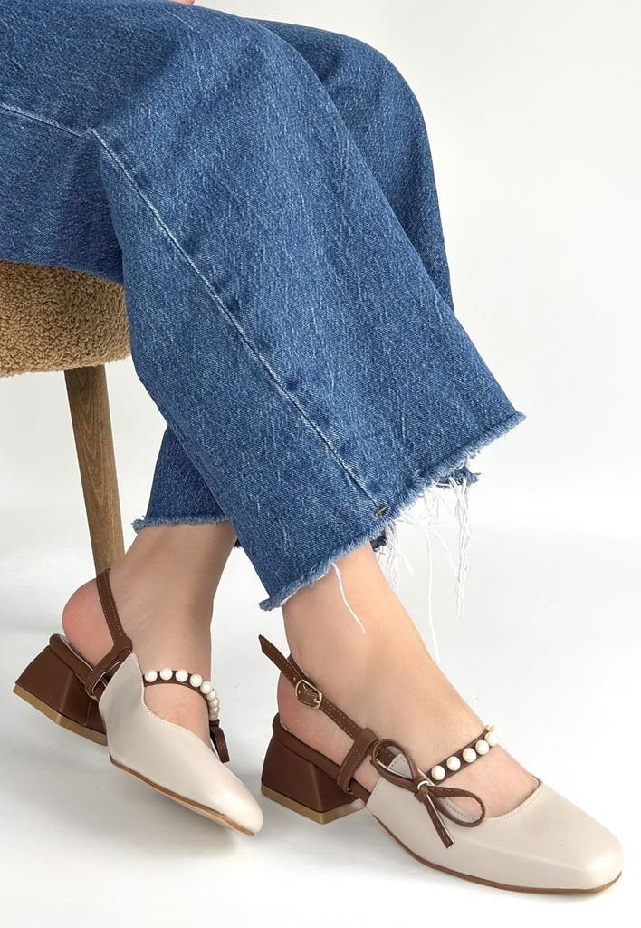 Ceyda Bej Cilt Taba Detaylı Topuklu Ayakkabı