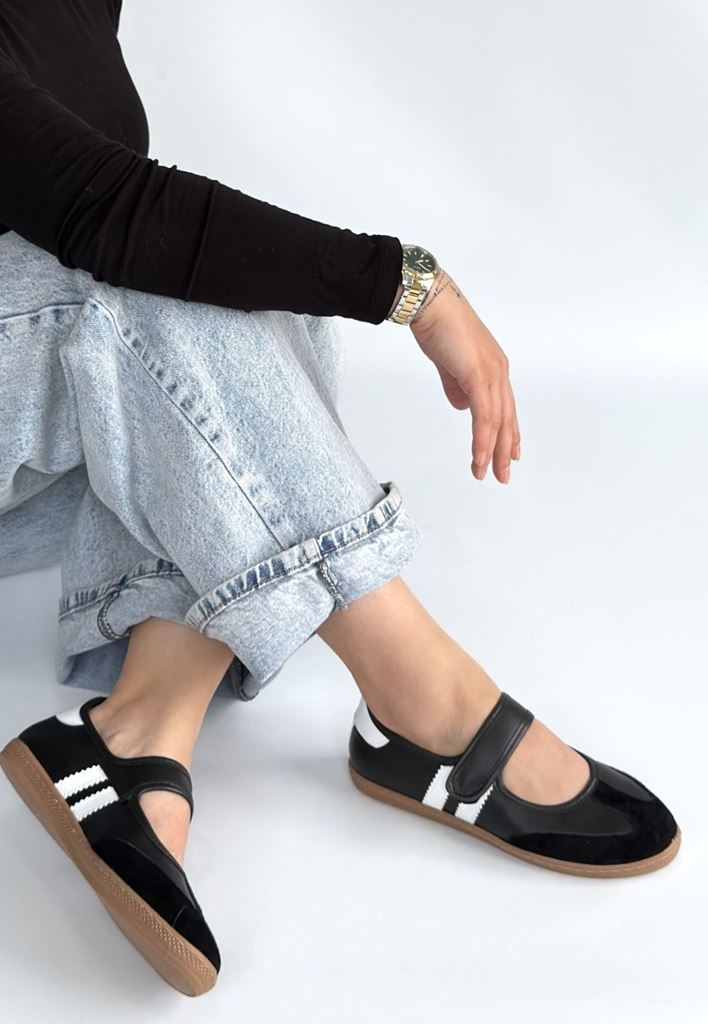 Menja Siyah Cilt Cırt Cırtlı Babet Ayakkabı