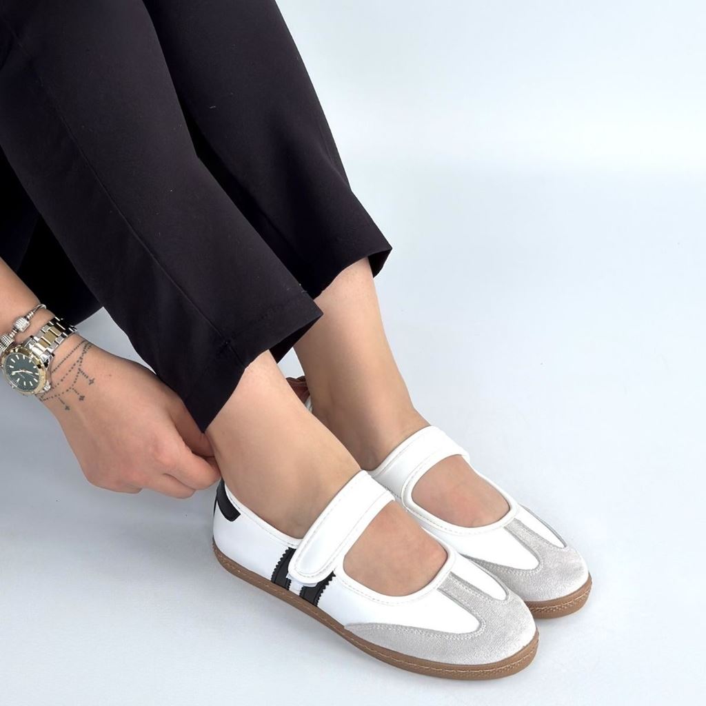 Menja Beyaz Cilt Cırt Cırtlı Babet Ayakkabı