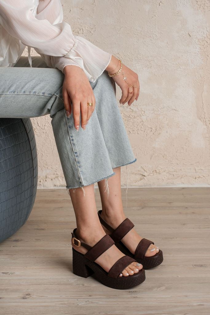 Wowi Kahverengi Süet Topuklu Sandalet