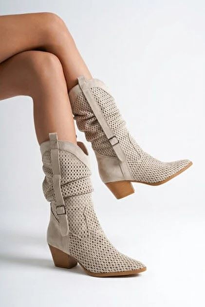 Meria Bej Süet Lazer Kesim Kovboy Topuklu Çizme