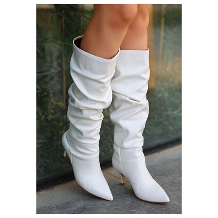 Zelya Beyaz Cilt Topuklu Çizme