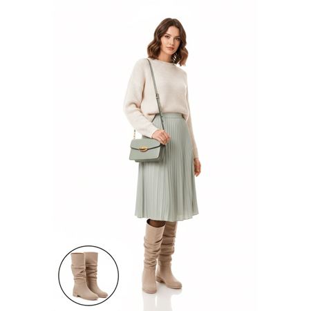 Winda Bej Süet Diz Altı Alçak Topuklu Kadın Çizme