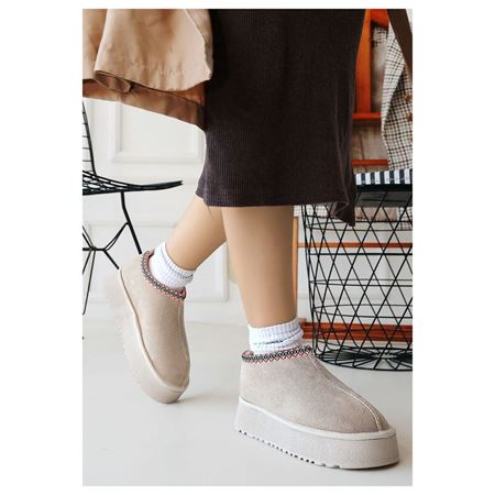 Foyk Bej İçi Kürklü Platform Taban Süet Kadın Panduf Bot