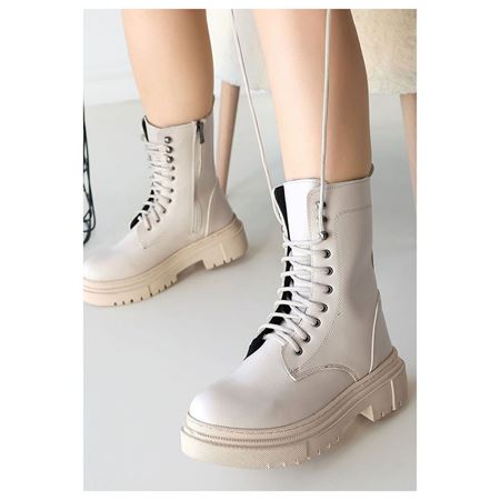 Caxa Bej Cilt Bağcıklı Bot