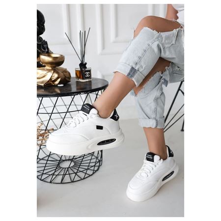 Chris Beyaz Cilt Siyah Detaylı Bağcıklı Spor Ayakkabı