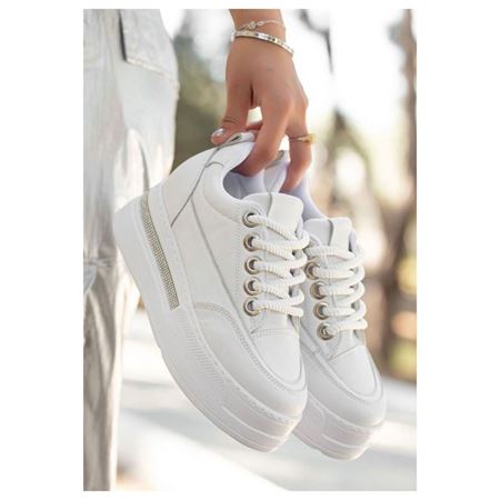 Lulu Beyaz Cilt Bağcıklı Spor Ayakkabı