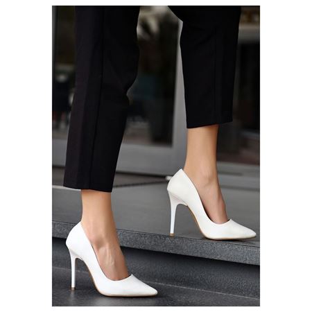 Hillar Beyaz Cilt Stiletto Ayakkabı