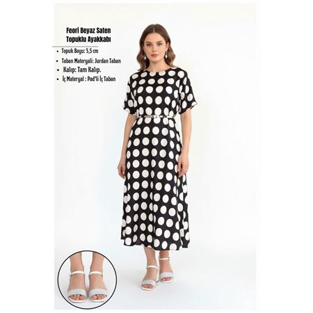 Feori Beyaz Saten Simli Tek Bant Topuklu Ayakkabı