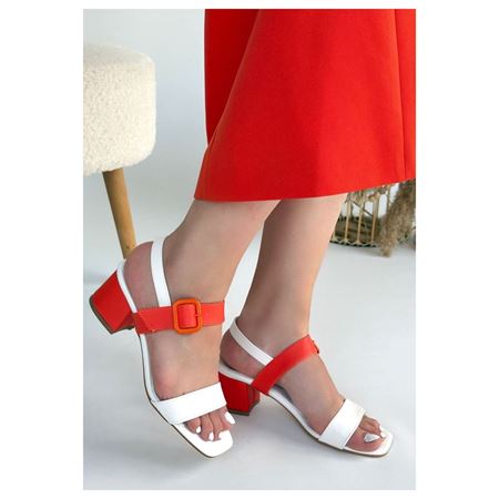 Year Beyaz Cilt Turuncu Detaylı Topuklu Ayakkabı